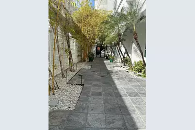 234 NE 3rd St #1509, Miami, FL 33132 - Photo 20