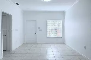 792 NW 170th Terrace, Pembroke Pines, FL 33028 - Photo 2