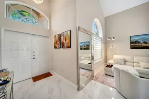 10880 NW 58th Terrace, Doral, FL 33178 - Photo 6