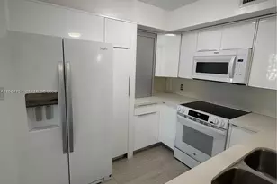 4540 NW 107th Ave, Doral, FL 33178 - Photo 6