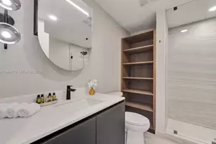 580 72, Miami Beach, FL 33141 - Photo 10