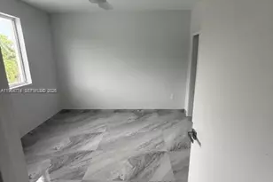 166 NE 70th St, Miami, FL 33138 - Photo 10