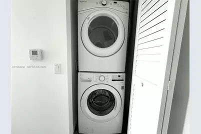 151 SE 1st St #1501, Miami, FL 33131 - Photo 8