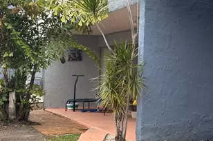 9365 Fontainebleau Blvd, Miami, FL 33172 - Photo 20