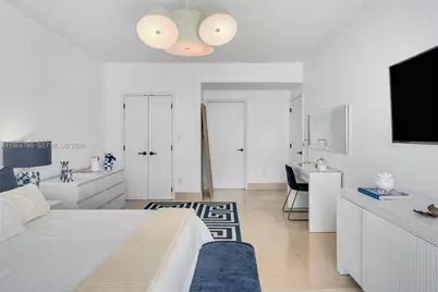 6799 Collins Ave #1102, Miami Beach, FL 33141 - Photo 12