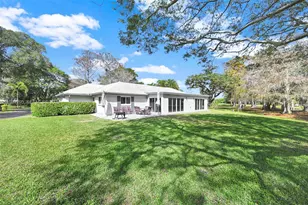 820 E Cypress Ln, Pompano Beach, FL 33069 - Photo 40