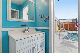 7121 Wilson St, Hollywood, FL 33024 - Photo 16