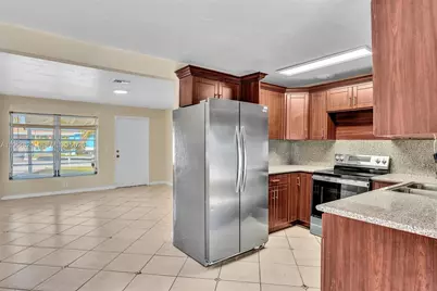 4214 SW 49th Ct, Dania Beach, FL 33314 - Photo 14