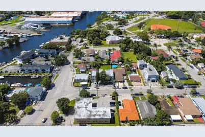 1680 NW 22nd Ct, Miami, FL 33125 - Photo 50