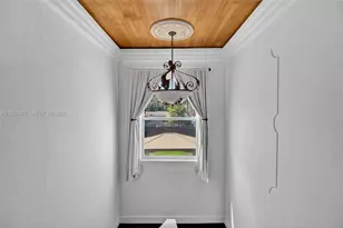 1680 NW 22nd Ct, Miami, FL 33125 - Photo 36