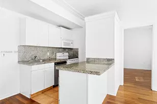 1027 Pennsylvania Ave, Miami Beach, FL 33139 - Photo 2