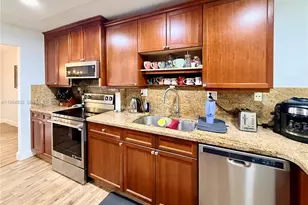 9717 N New River Canal Rd, Plantation, FL 33324 - Photo 44