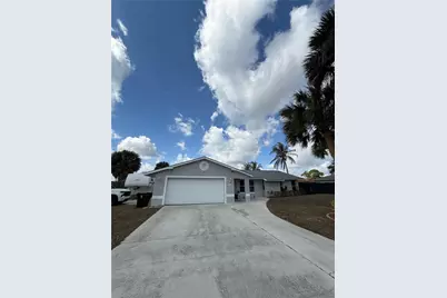 2068 SE Triumph Rd, Port Saint Lucie, FL 34952 - Photo 18