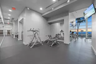 665 NE 25th St, Miami, FL 33137 - Photo 18