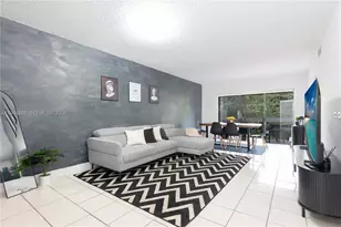 8885 Fontainebleau Blvd, Miami, FL 33172 - Photo 2