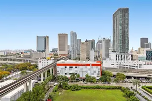 90 SW 3rd St, Miami, FL 33130 - Photo 12