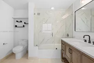 90 SW 3rd St, Miami, FL 33130 - Photo 8