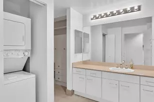 21150 Point Pl, Aventura, FL 33180 - Photo 4