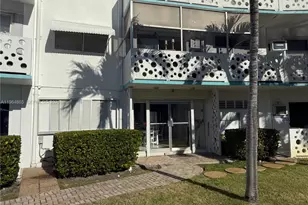 2500 Diana Dr, Hallandale Beach, FL 33009 - Photo 16