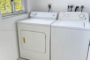 8715 SW 152nd Ave, Miami, FL 33193 - Photo 14