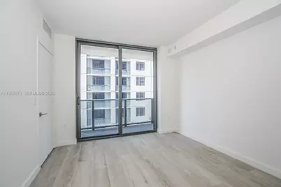 55 SW 9th St #2108, Miami, FL 33130 - Photo 14