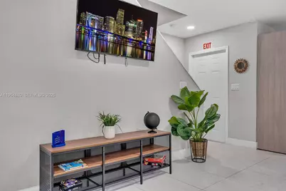 507 NW 8th Ave #1, Fort Lauderdale, FL 33311 - Photo 12