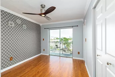 1933 SW 7th St #403, Miami, FL 33135 - Photo 6