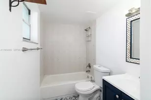 1933 SW 7th St, Miami, FL 33135 - Photo 8