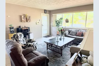 295 SW 9th St, Dania Beach, FL 33004 - Photo 8