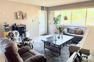 295 SW 9th St, Dania Beach, FL 33004 - Photo 8