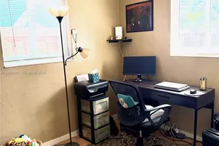 295 SW 9th St, Dania Beach, FL 33004 - Photo 26