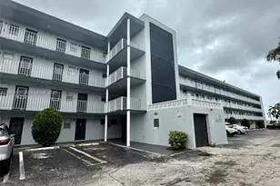 445 NE 195th St, Miami, FL 33179 - Photo 1
