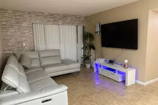 7421 SW 152nd Ave, Miami, FL 33193 - Photo 4