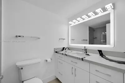 1000 West Ave #301, Miami Beach, FL 33139 - Photo 4