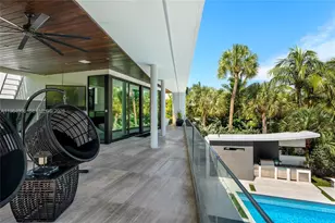 528 Lakeview Ct, Miami Beach, FL 33140 - Photo 52