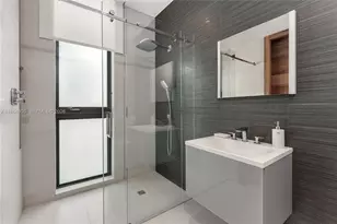 528 Lakeview Ct, Miami Beach, FL 33140 - Photo 66