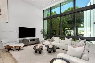 528 Lakeview Ct, Miami Beach, FL 33140 - Photo 32
