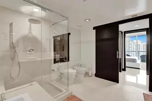 465 Brickell Ave, Miami, FL 33131 - Photo 22