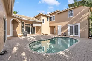 558 NW 118th Ave, Coral Springs, FL 33071 - Photo 8