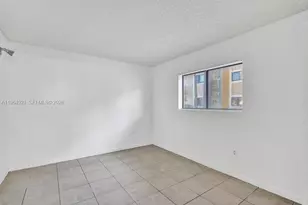 351 Palm Way, Pembroke Pines, FL 33025 - Photo 24