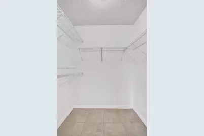 351 Palm Way #108, Pembroke Pines, FL 33025 - Photo 28