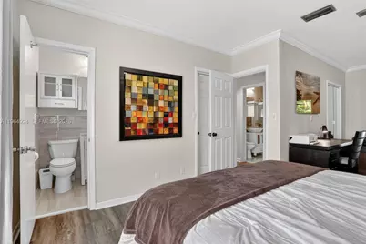 409 NW 28th Ct, Wilton Manors, FL 33311 - Photo 30