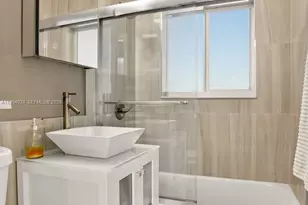 409 NW 28th Ct, Wilton Manors, FL 33311 - Photo 28