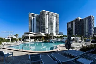 19707 Turnberry Way, Aventura, FL 33180 - Photo 22