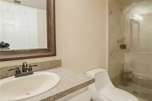 16711 Collins Ave, Sunny Isles Beach, FL 33160 - Photo 10