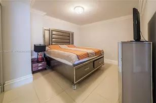 16711 Collins Ave, Sunny Isles Beach, FL 33160 - Photo 12