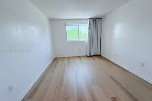 201 Golden Isles Dr, Hallandale Beach, FL 33009 - Photo 8