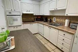 3901 S Ocean Dr, Hollywood, FL 33019 - Photo 10