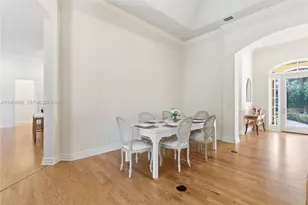 12012 SE Laurel Ln, Hobe Sound, FL 33455 - Photo 8