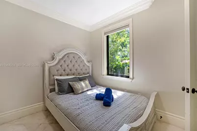 2715 Cordova St, Coral Gables, FL 33134 - Photo 42